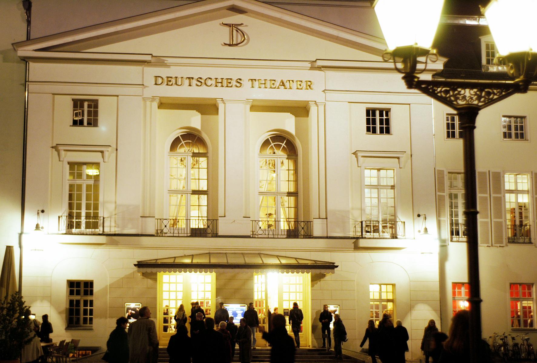 Hollywood Media Hotel Berlin DeutschesTheater
