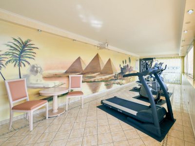 HollywoodMediaHotel Fitness