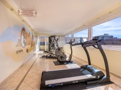 Hollywood Media Hotel - Fitnessraum
