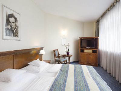 Hotel room - comfort room