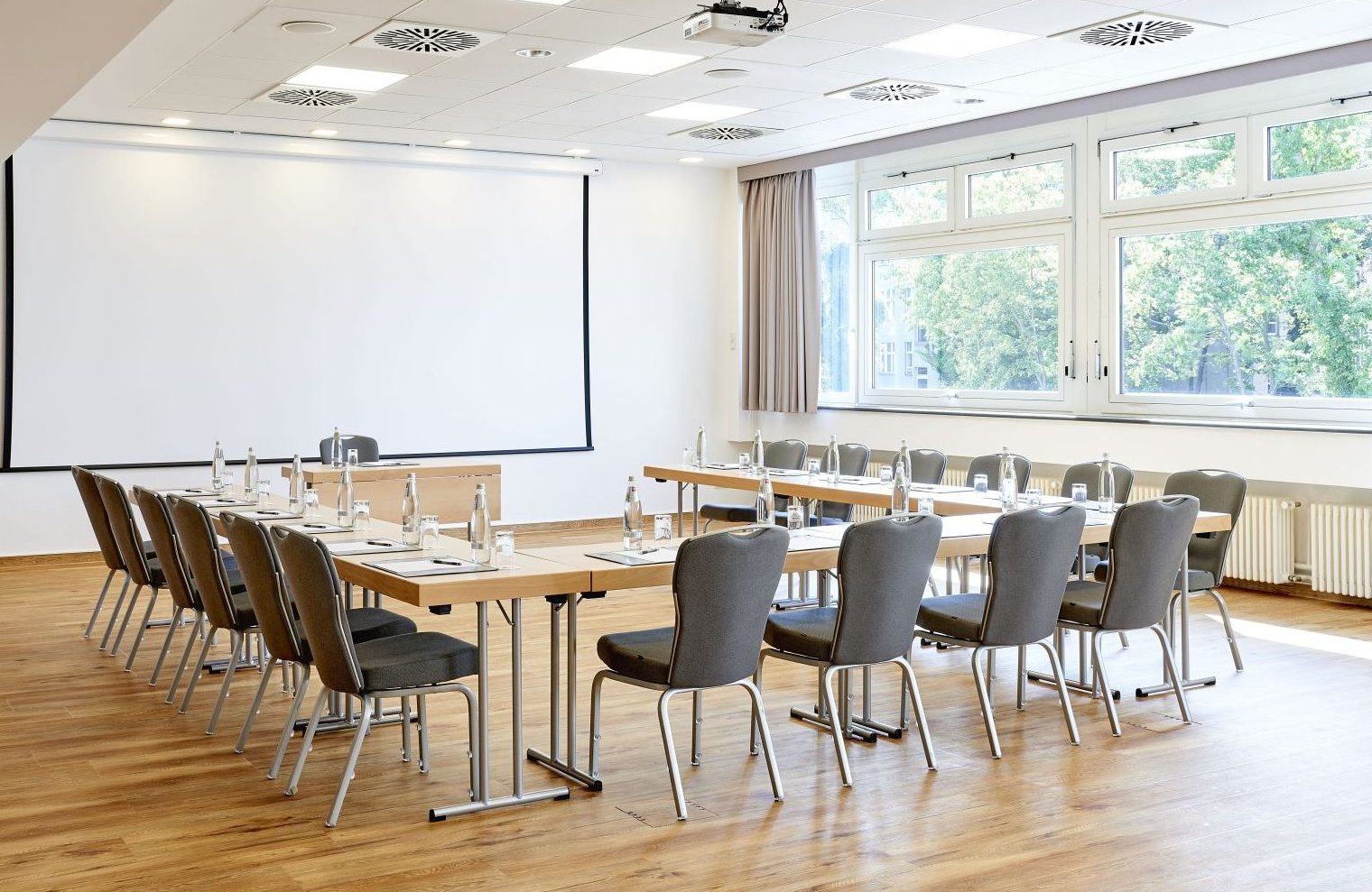 Hollywood Media Hotel Conference Room