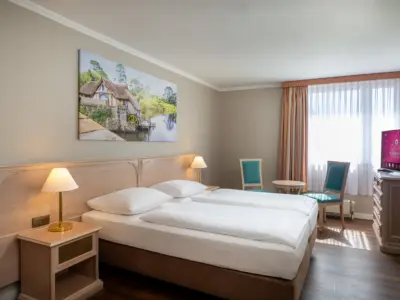 Executive Suite at the Hollywood Media Hotel